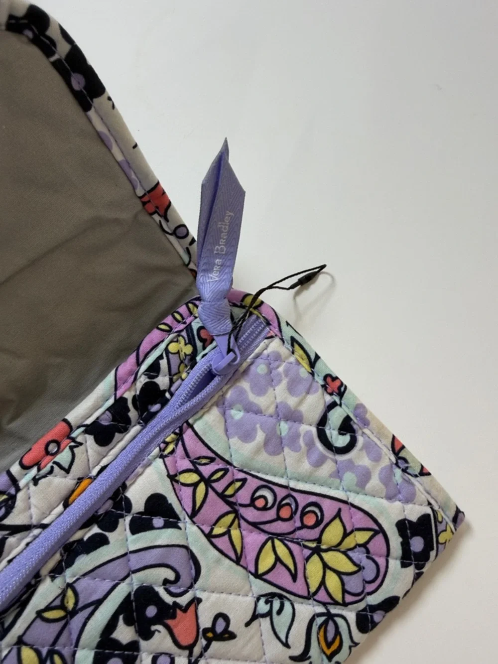 Vera‎ Bradley Lavender Paisley Quilted Accessory Roll flat iron traveling case